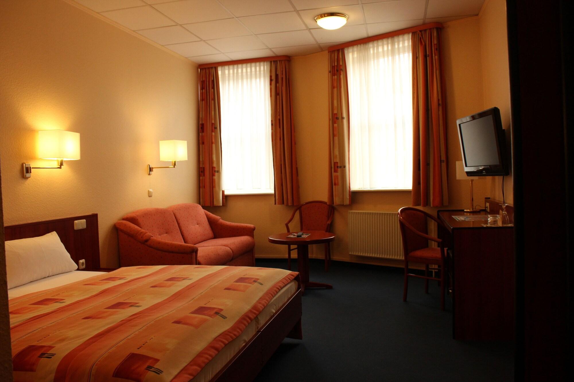 Cabo Nonsmoking-Hotel Hamburg Dış mekan fotoğraf