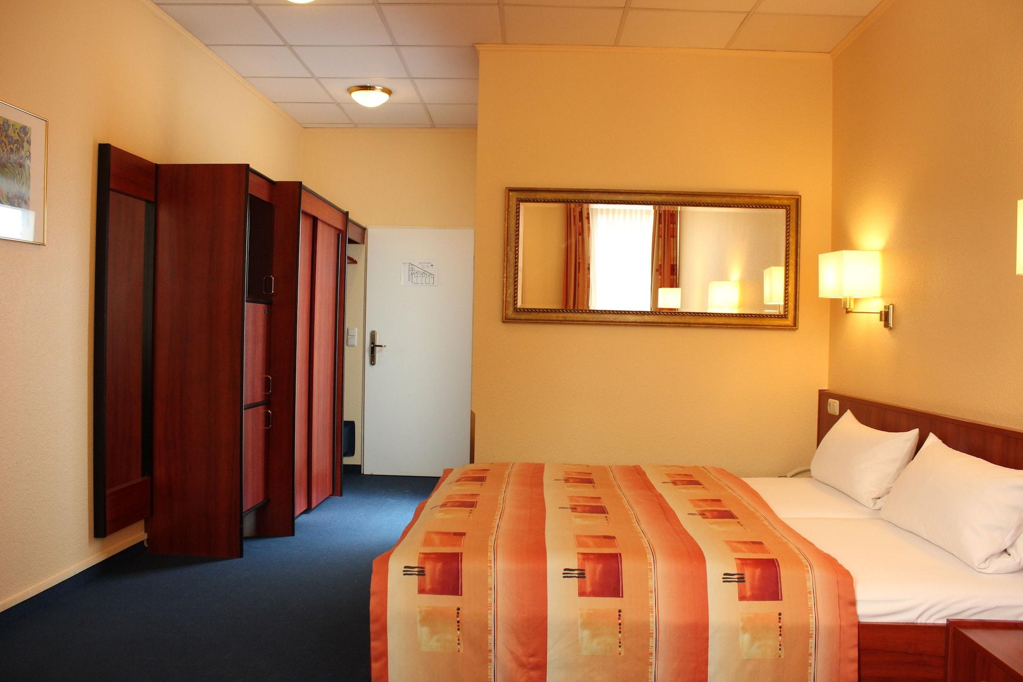 Cabo Nonsmoking-Hotel Hamburg Dış mekan fotoğraf