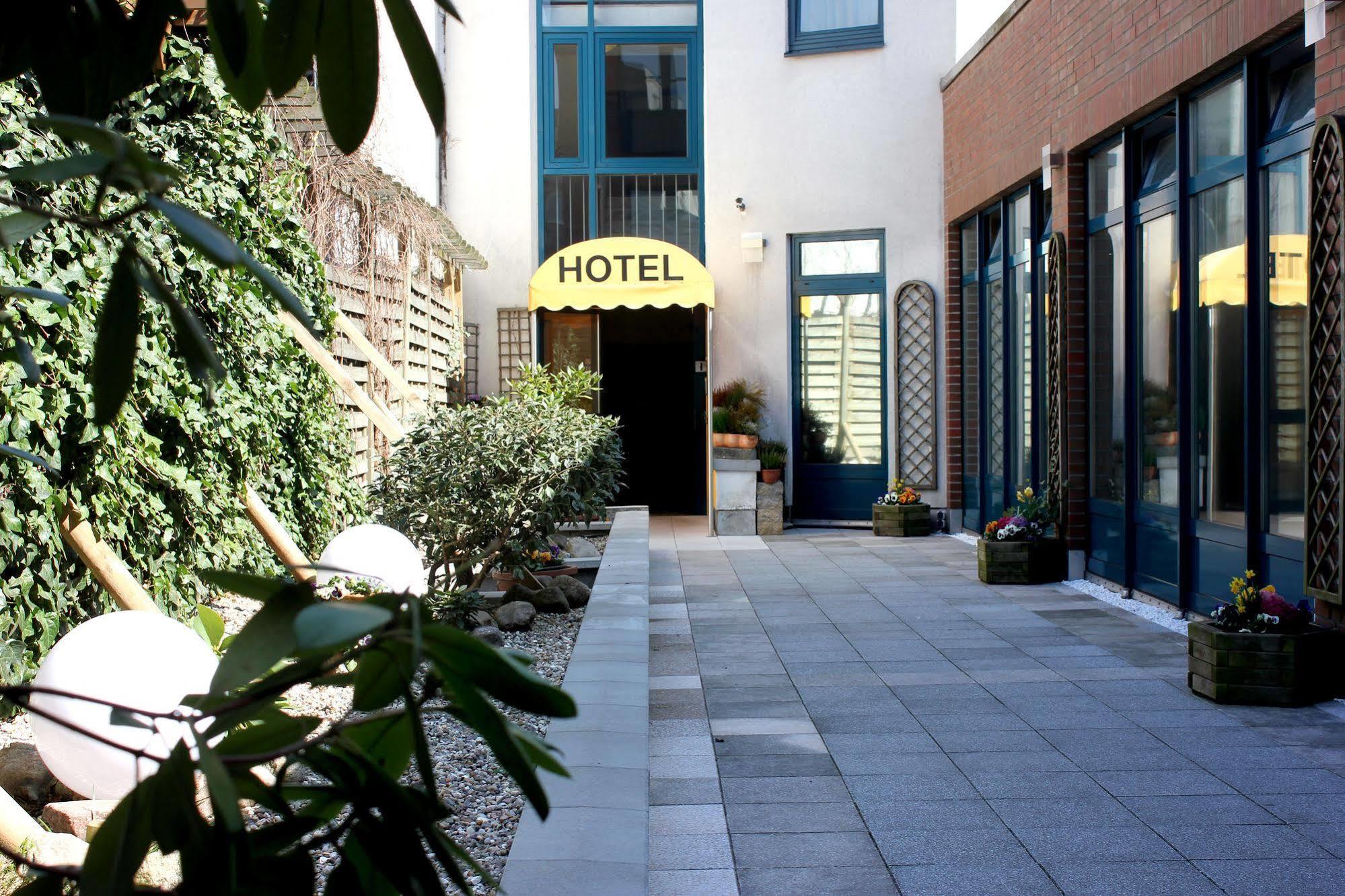 Cabo Nonsmoking-Hotel Hamburg Dış mekan fotoğraf